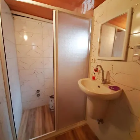 Kispet Antikos Loft House Vendégház